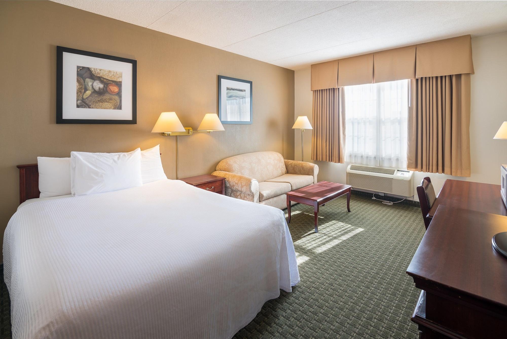 Ramada By Wyndham Thunder Bay Airlane Hotel Екстер'єр фото
